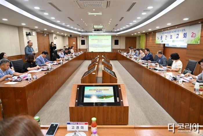 2-1 포천시, 평생교육 중장기 발전계획 수립 연구용역 중간보고회 개최.JPG