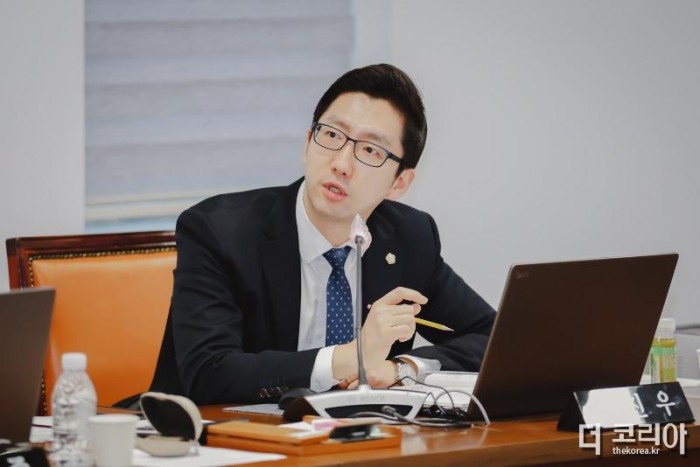 박진우 의원 사진.jpg