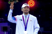 도봉구청 브레이킹팀 소속 김홍열(Hong10),  아시안게임 첫 선 보인 브레이킹서 은메달 획득