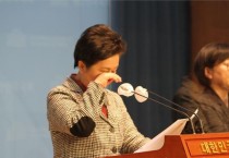 김영선 의원, 나경원에 "헌신과 겸허한 마음으로 백의종군하라"