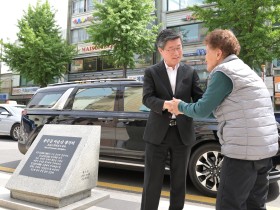사진1) 현대차·기아_바이두 중국 커넥티드카 전략적 협력 MOU.jpeg